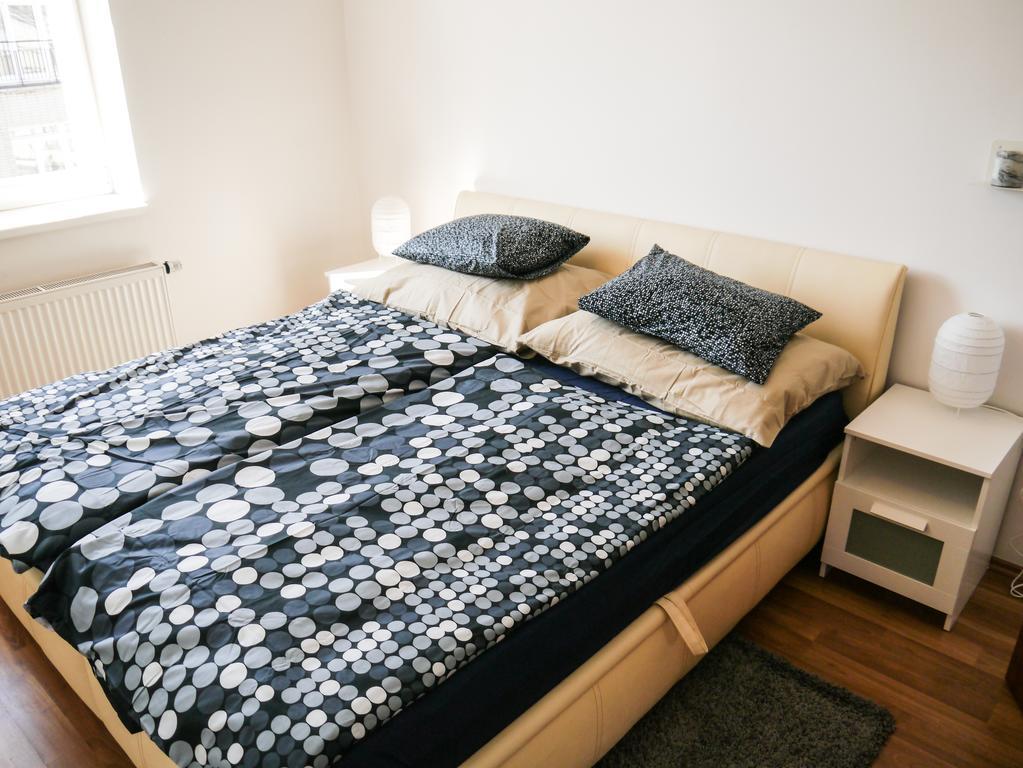 Dahlia Inn Прага Стая снимка