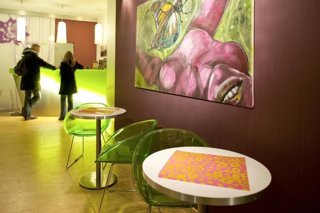 Dahlia Inn Прага Екстериор снимка
